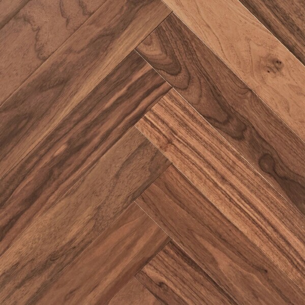 Паркет Wood Bee английская ёлка HERRINGBONE АМЕРИКАНСКИЙ ОРЕХ СЕЛЕКТ /SELECT 600x92x12